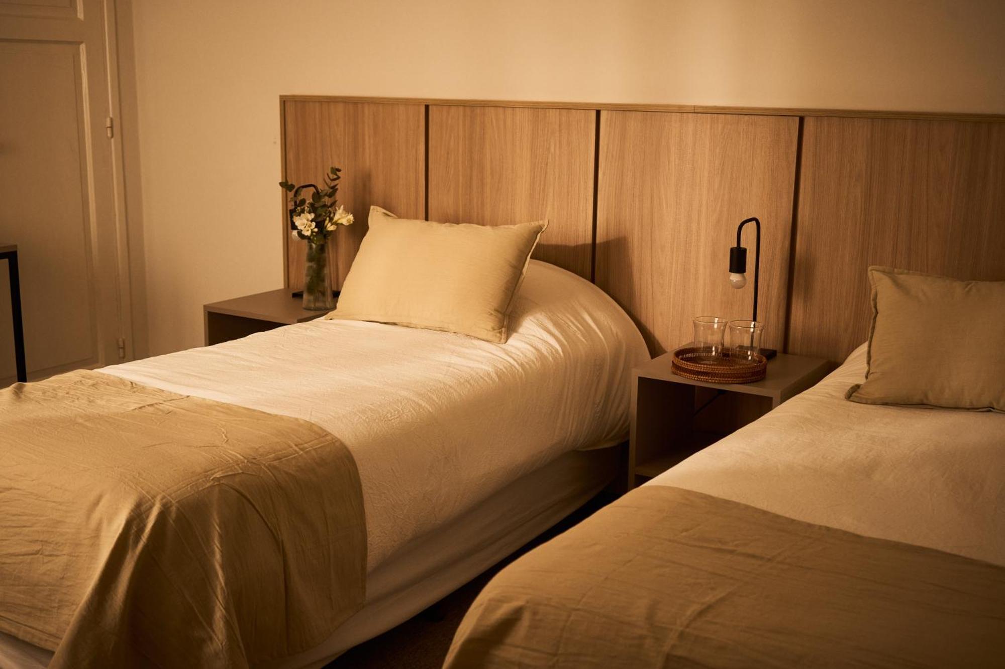 W&H Casa De Huespedes Hotel เมนโดซา ภายนอก รูปภาพ
